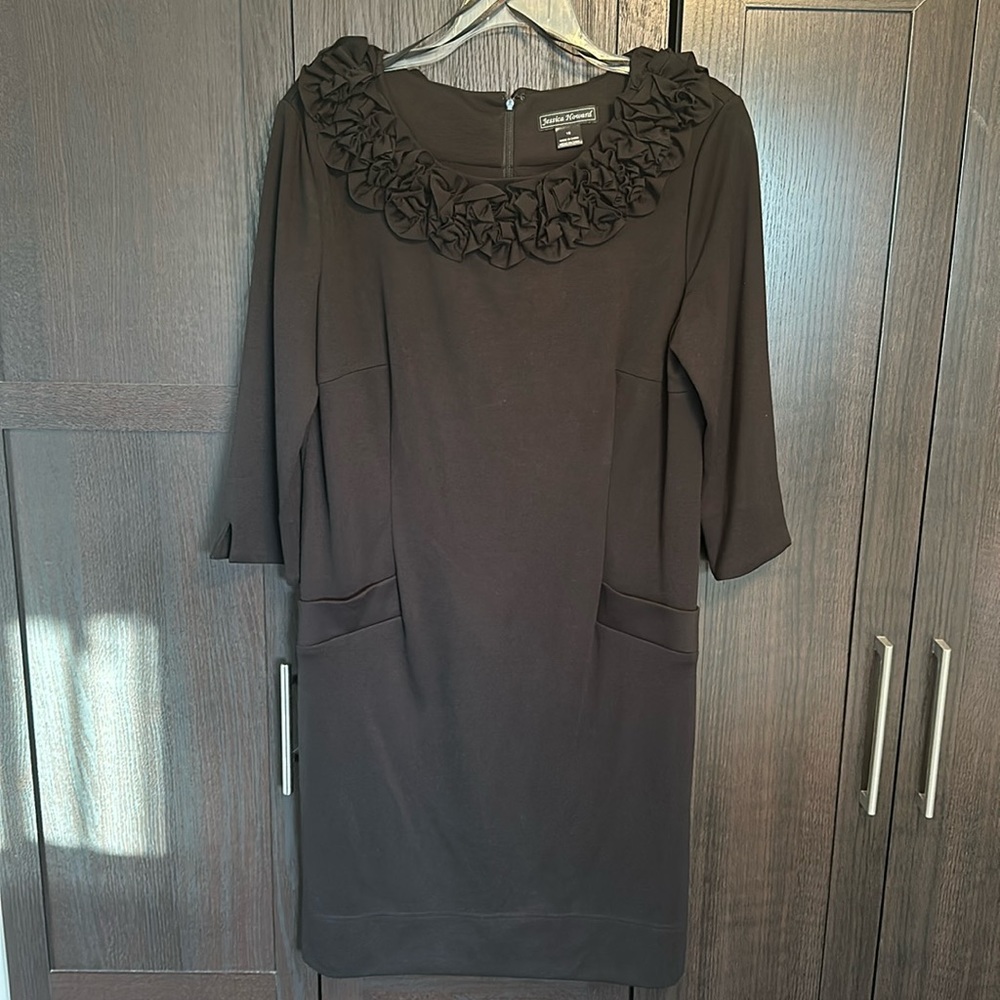 Jessica Howard Size 16 Women’s Black Dress with Floral Collar